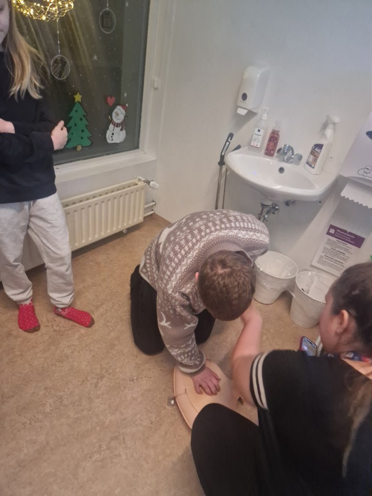 Þjálfun í endurlífgun hjá 6., 8. og 10. bekk