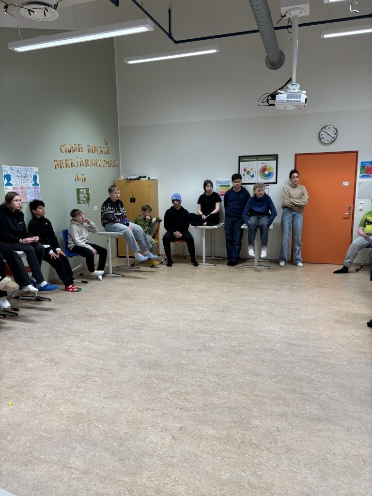 Þjálfun í endurlífgun hjá 6., 8. og 10. bekk