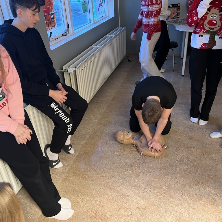 20251205_114108935_ios-1