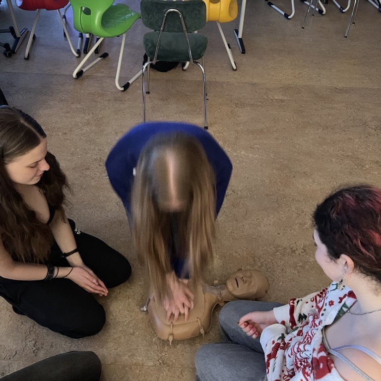 20251205_114153532_ios-1