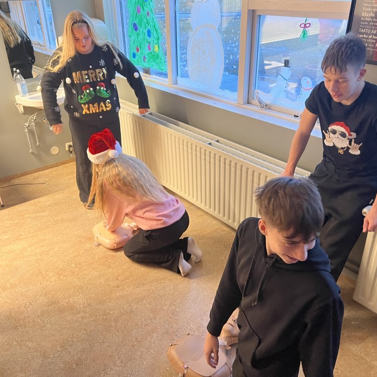 20251205_114203874_ios-1