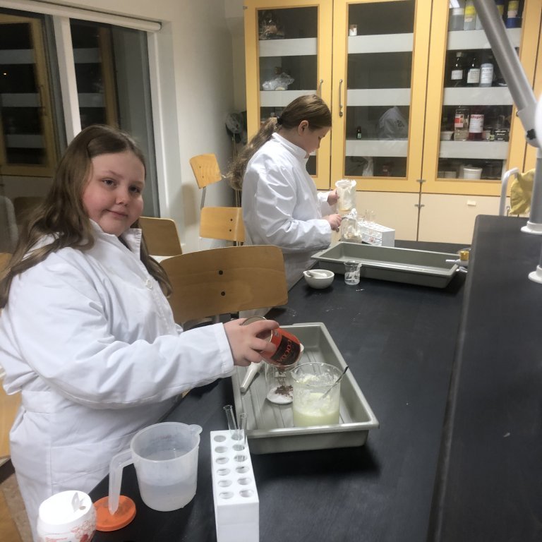 b6750e6f-78b1-4089-88e2-4213aebe309b