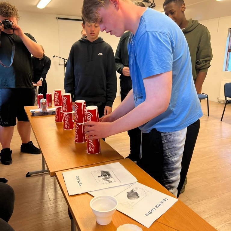 283665120_10228214503773258_5329096727300175176_n-1