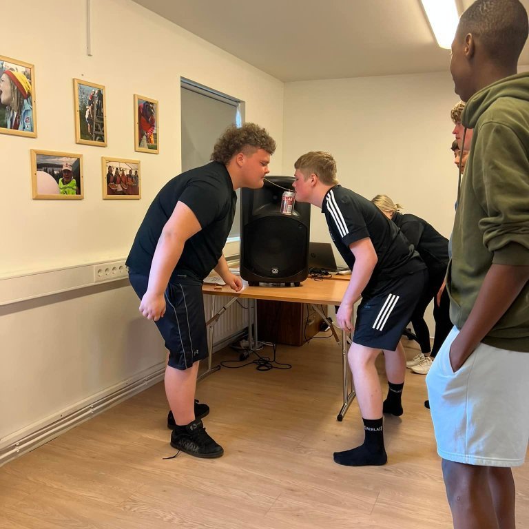 283868170_10228214496053065_6275043196591279416_n-1