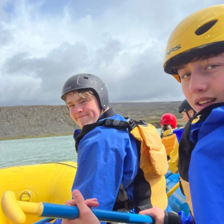 283994776_10228226113863503_6524546176454477378_n