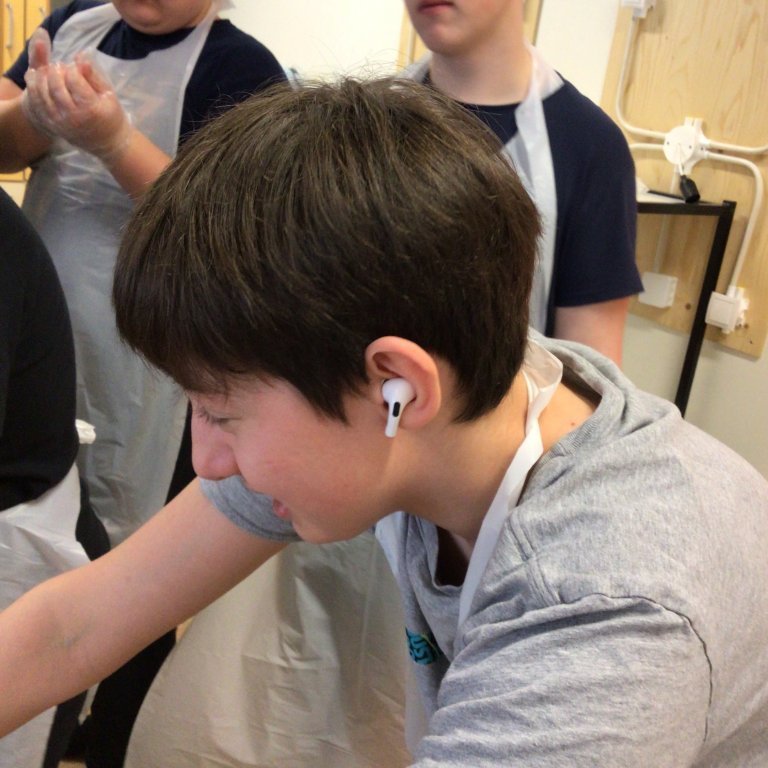 be819cce-d080-494d-872f-41433362f345