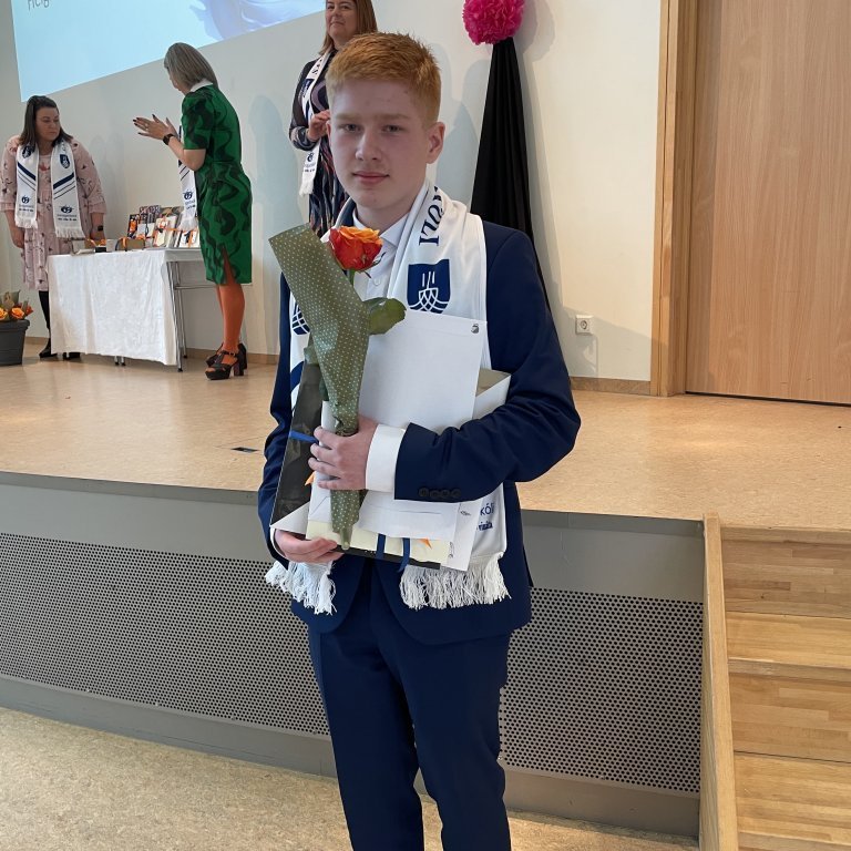 20210604_115059943_ios