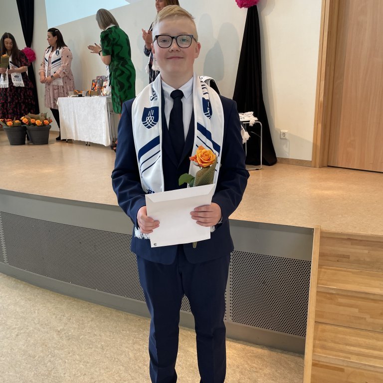 20210604_115353897_ios