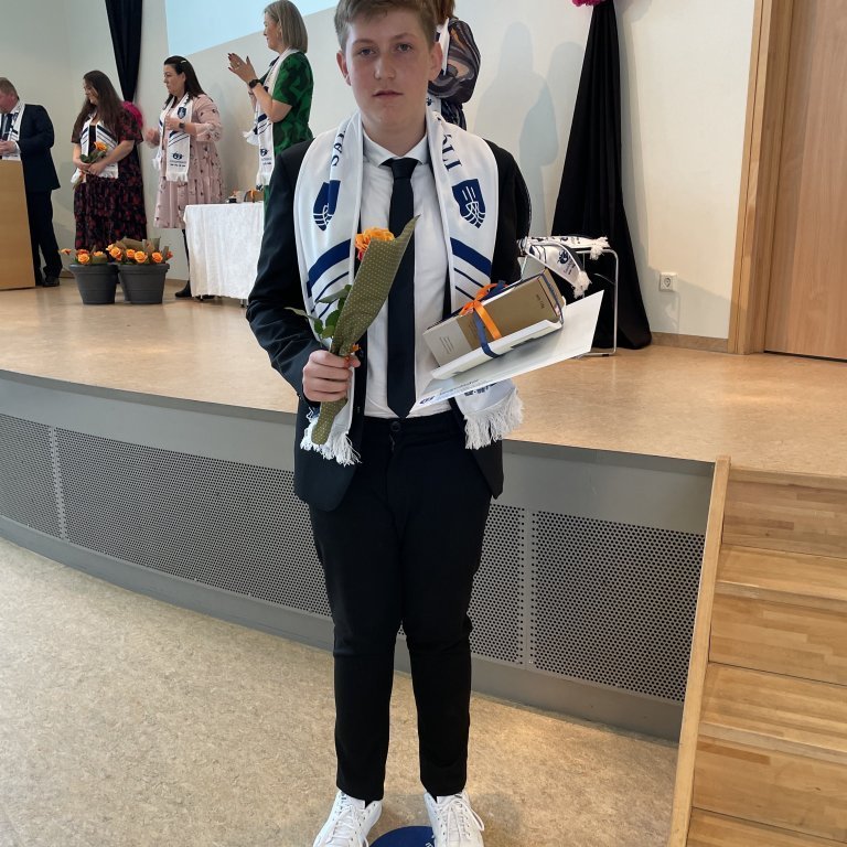 20210604_115600388_ios