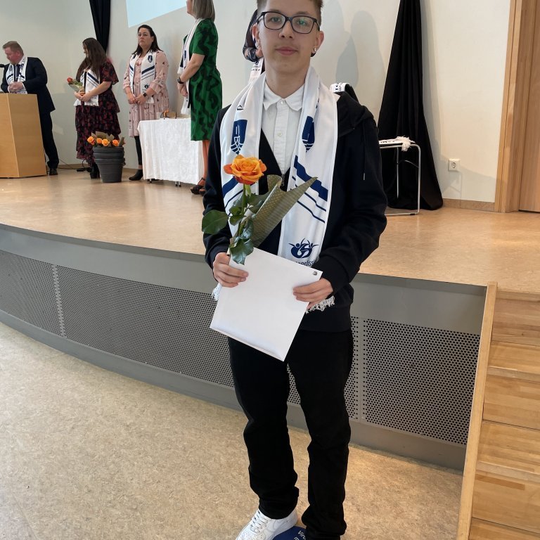 20210604_120129058_ios