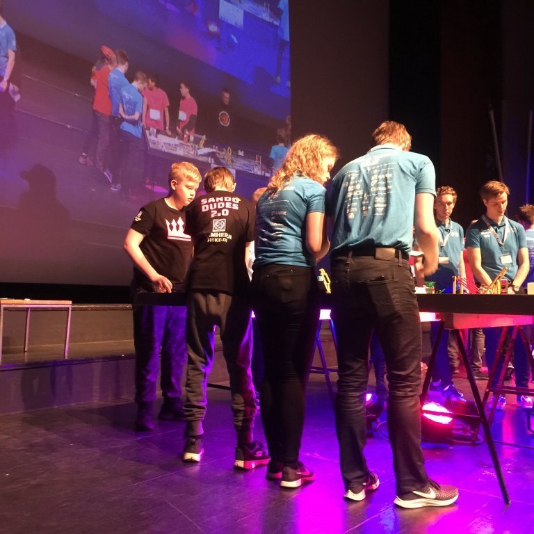 2ce1547532fc4d208e04638d45dc579b