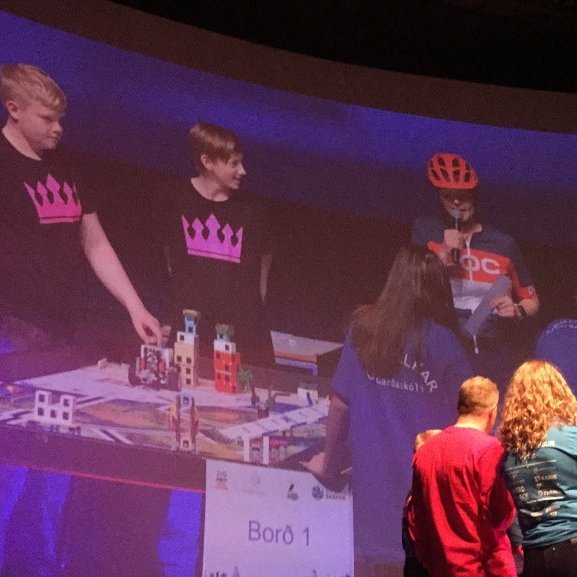 bd748bec5f2b4a6a98ff58a4b6198d42