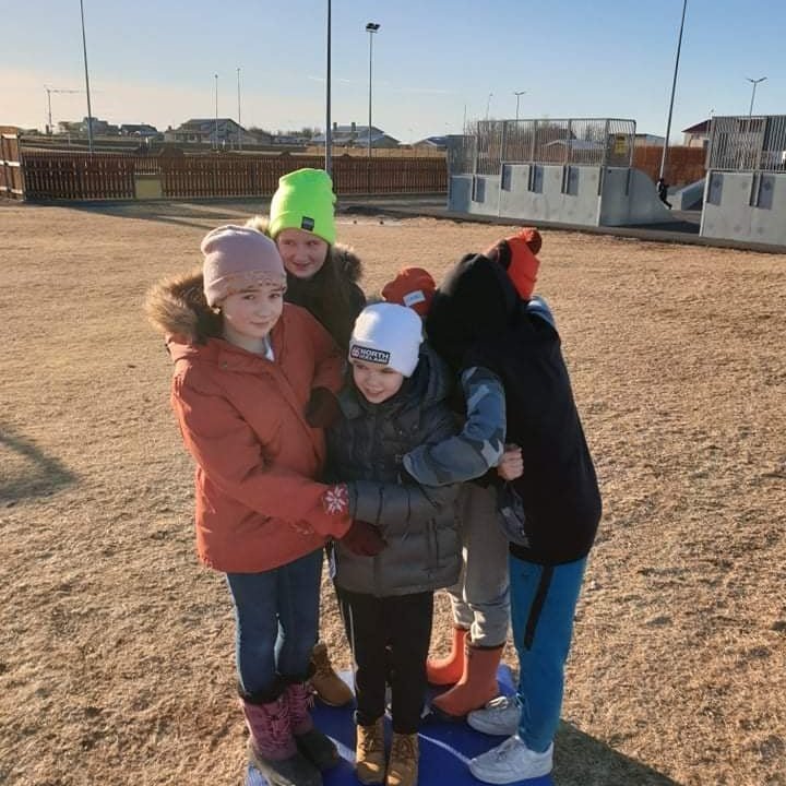 153134043_261429602264009_75607535530118739_n