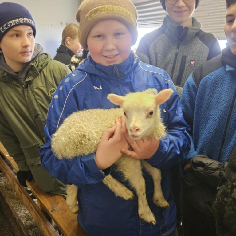 atto-earcbxdu27dfgy92b9a0n-xcbyyy_b5anb2d9knru