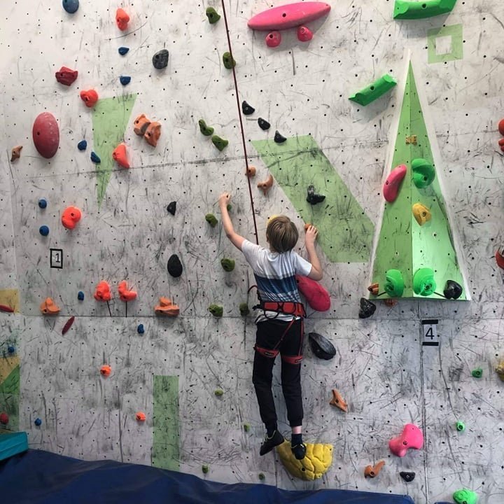 131a105daf9959da6b4216b5d1321cf5