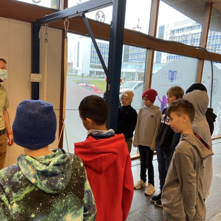 bd6efba1-e7e6-4cac-9e0f-f1e685039fbb