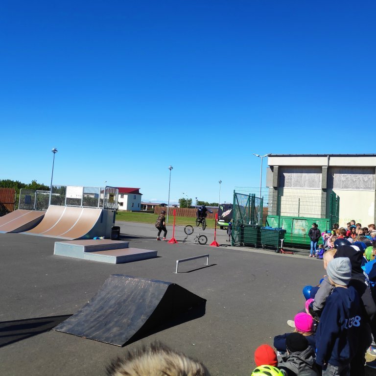 0728d55d4880b1455774ae9a94f577d3