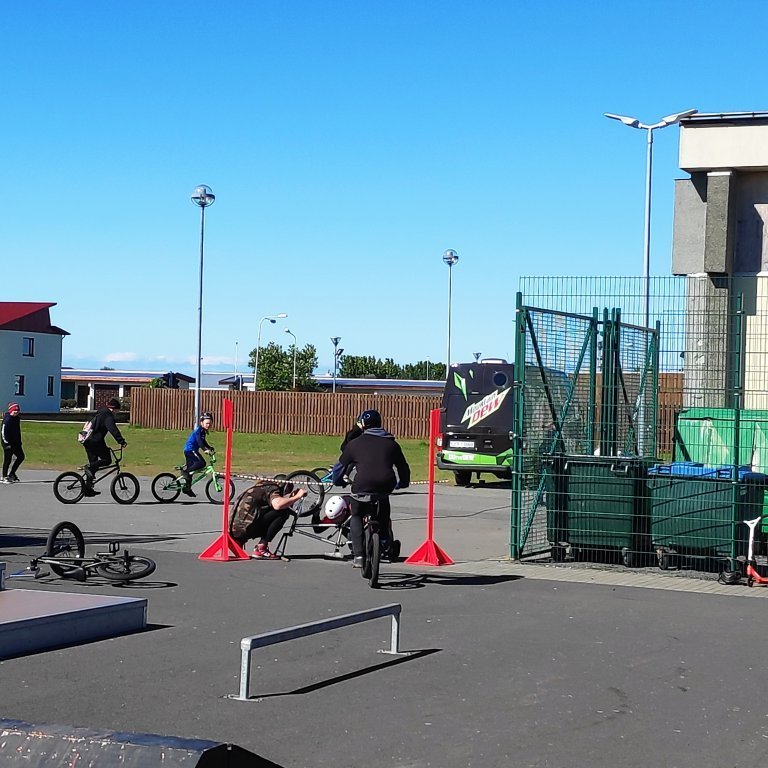 27ae93e7eb1a9fe9f591722f7be6f3f7