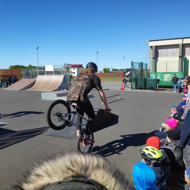 5a7cca2be6972ed6d7bfe87b6c9b6523