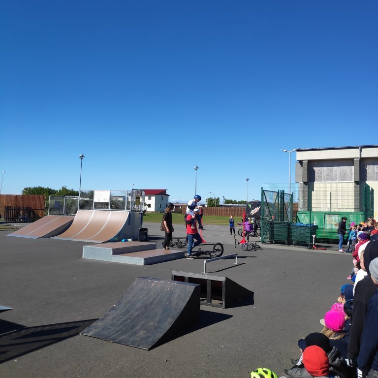 65eb0d7503fac9026a56763255e5156f