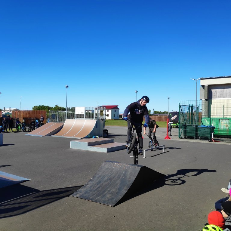 c838e487ce3e57cbc42355c2d848d436