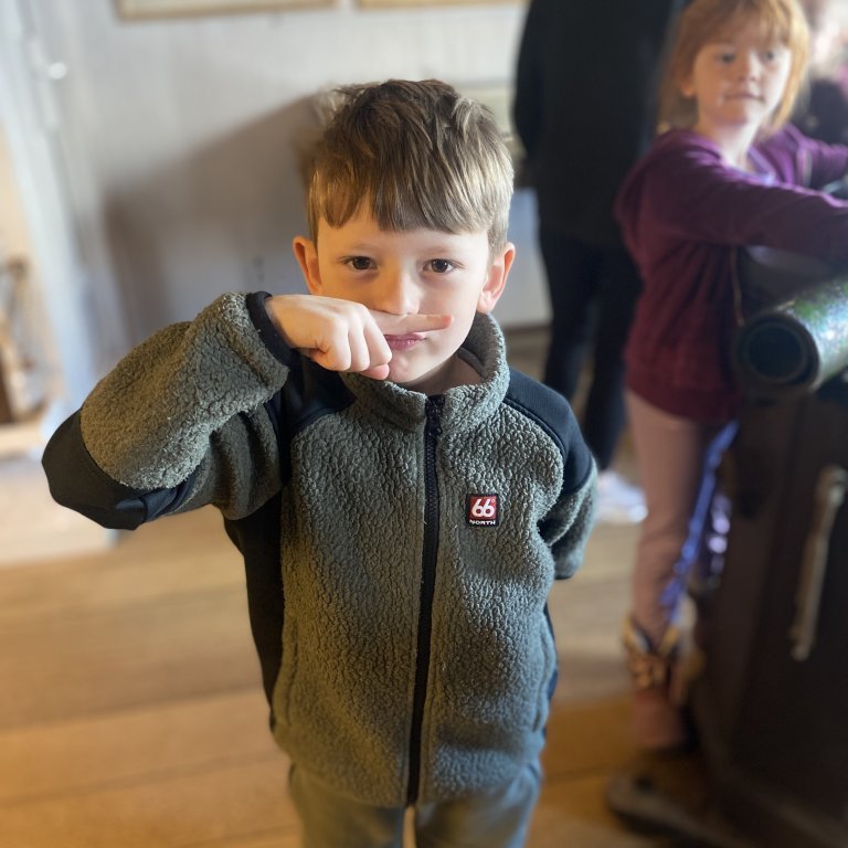 20240522_092036721_ios