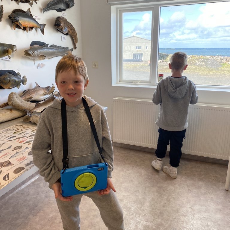 20240522_100136362_ios