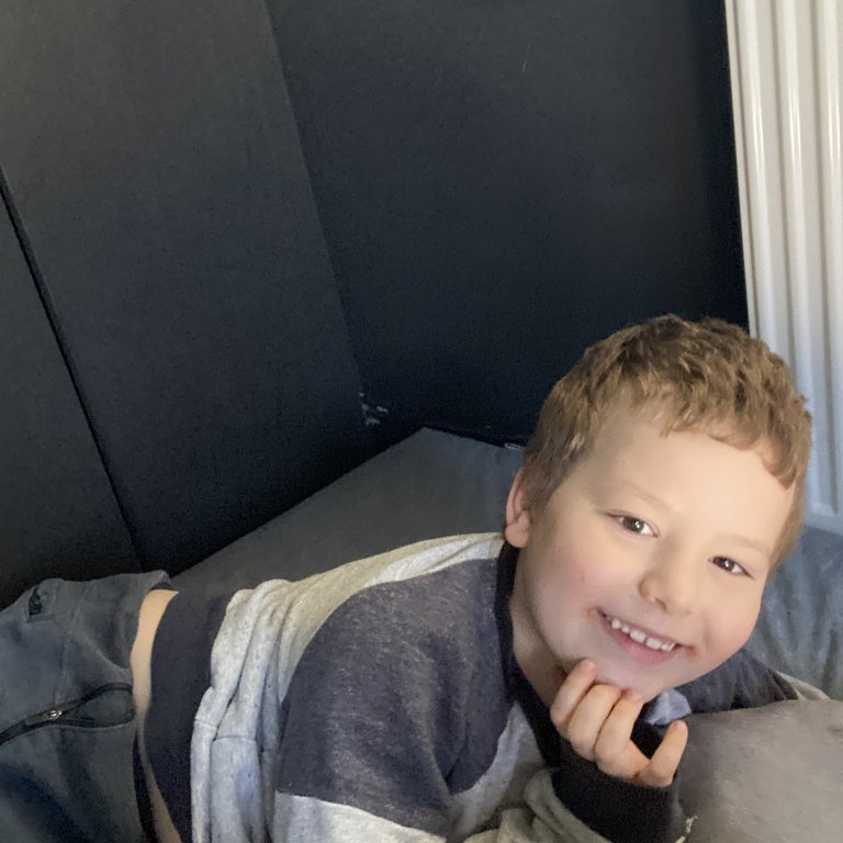 20240522_121541101_ios