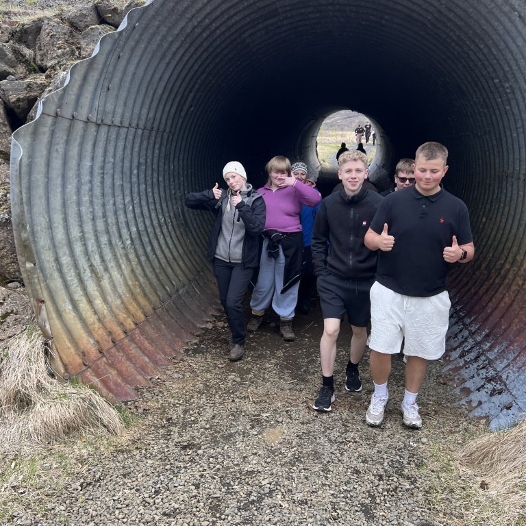 20240527_160550374_ios