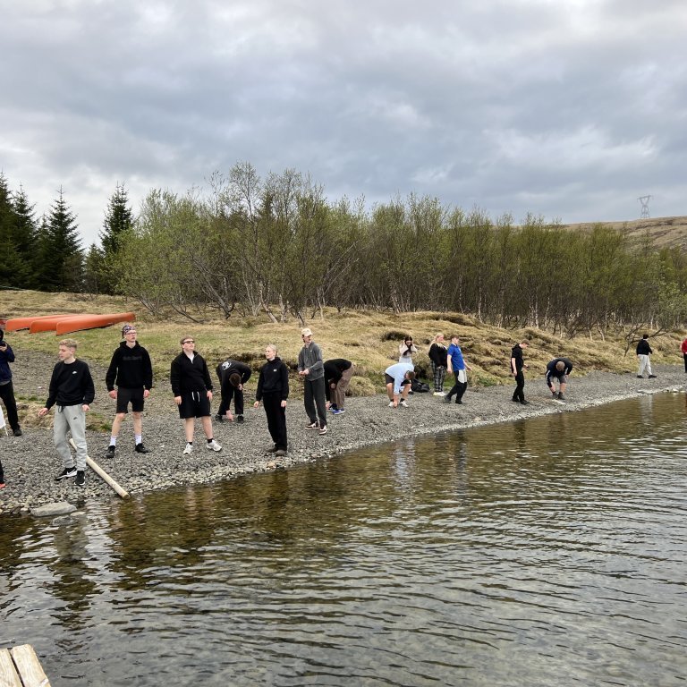 20240527_202752487_ios