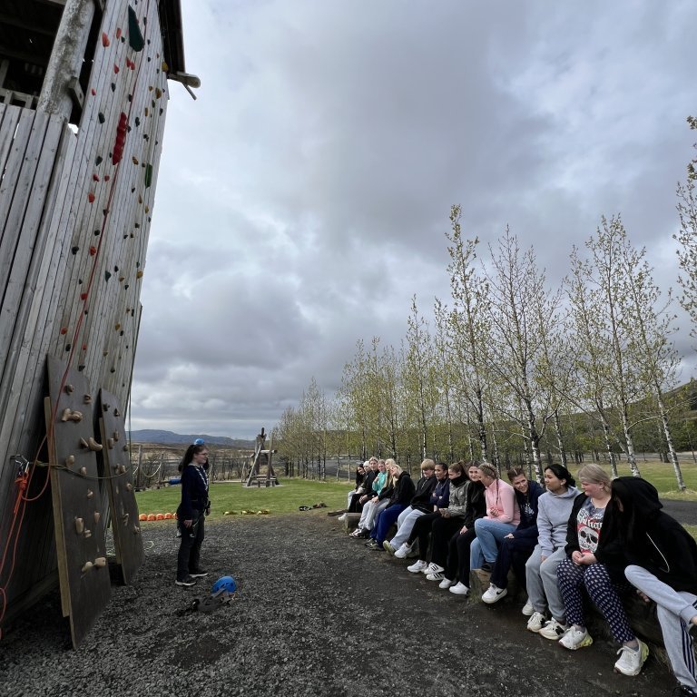 20240528_100745296_ios