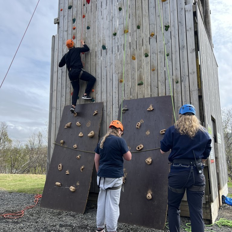 20240528_102018946_ios