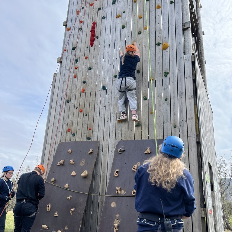 20240528_102111358_ios