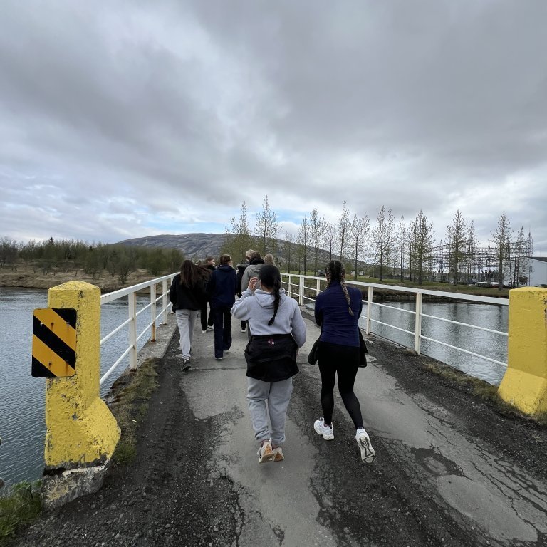 20240528_140951143_ios