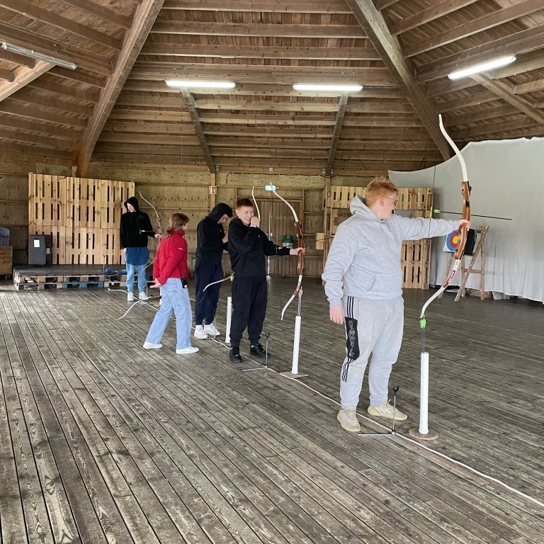 20230523_150756323_ios