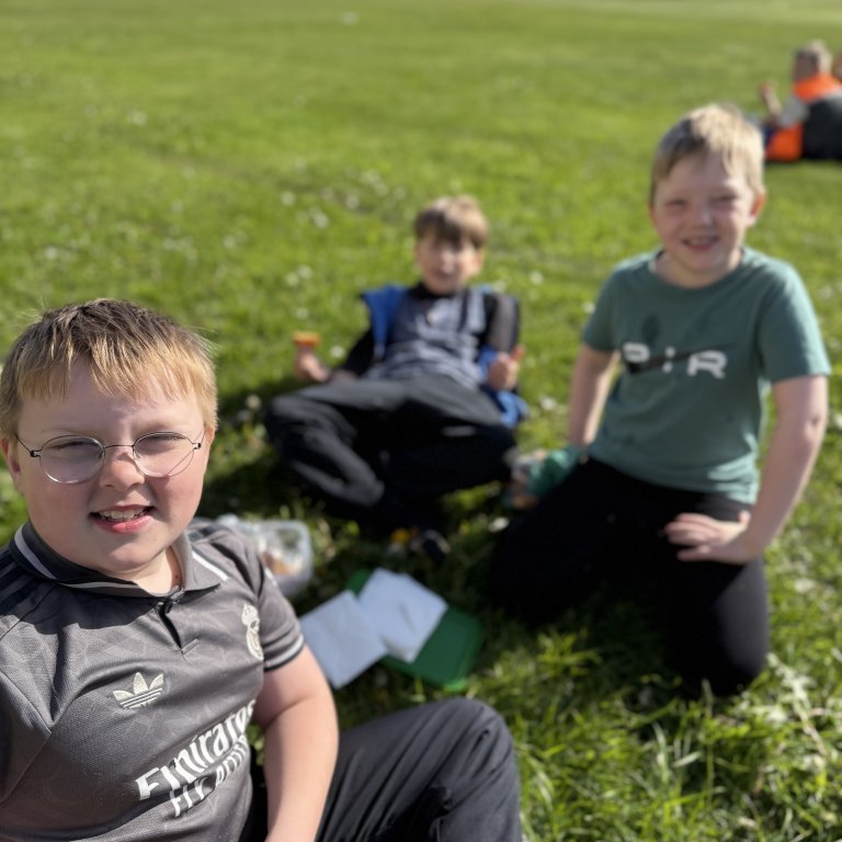 20250528_093228941_ios