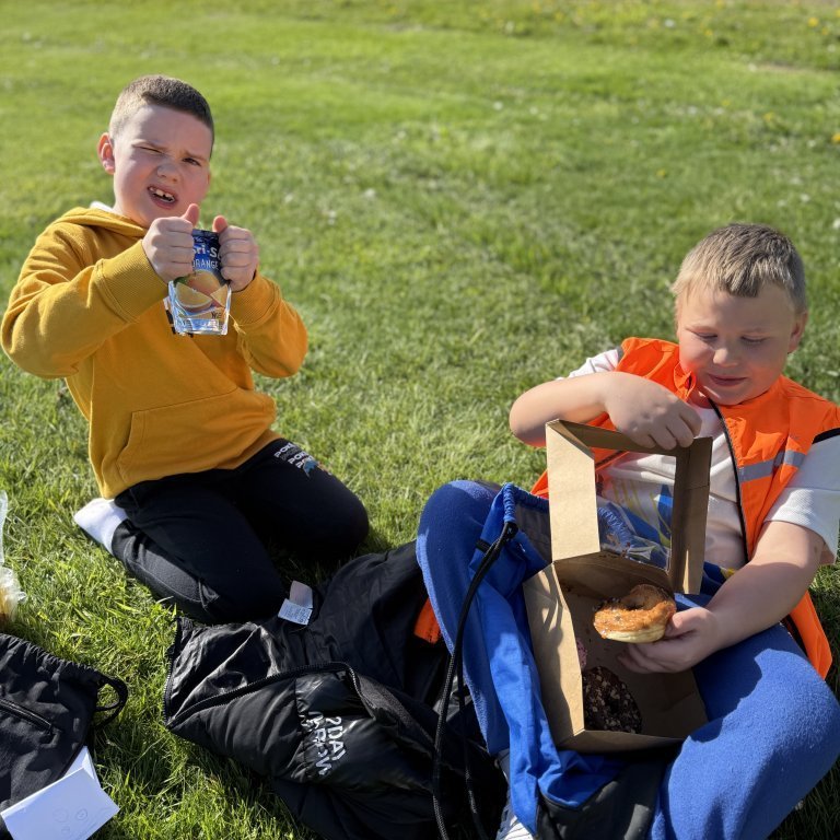 20250528_093240476_ios