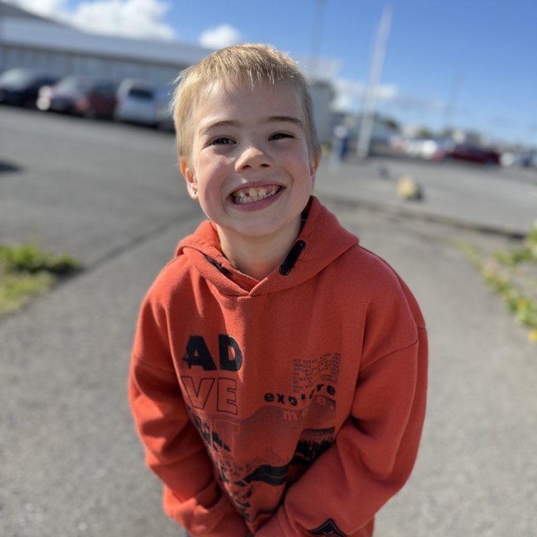 20250528_093308235_ios