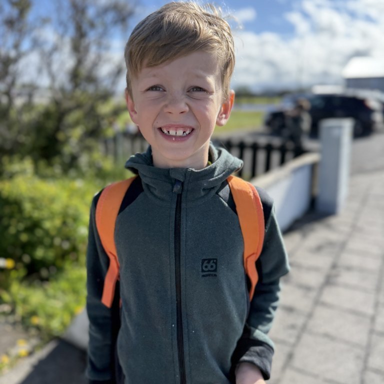 20250528_093352554_ios