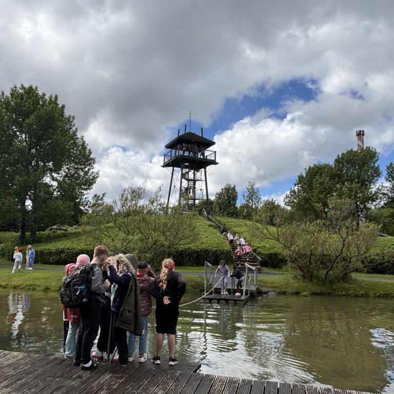 20250528_120831796_ios