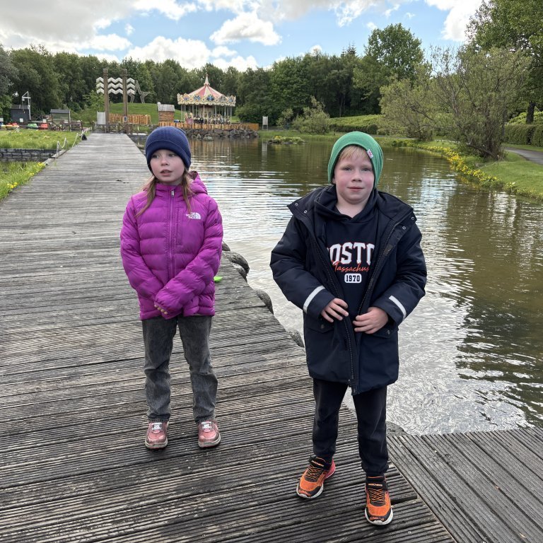 20250528_122511466_ios