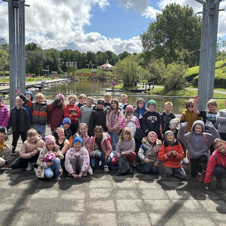 20250528_124048640_ios