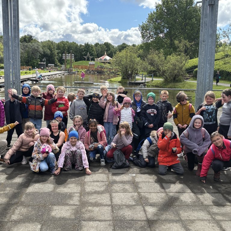 20250528_124058397_ios