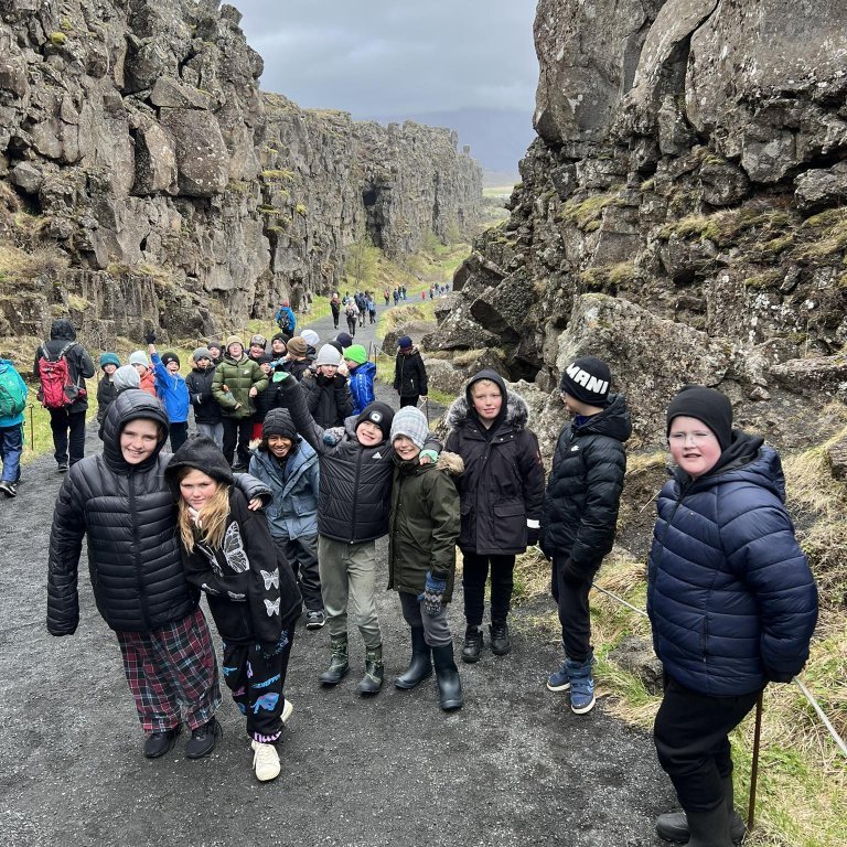 351243069_1047655156392649_2163125387598335134_n