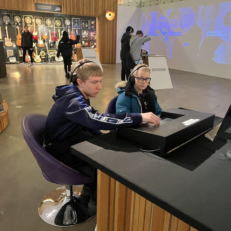 image-20230530-104333-12c7870c