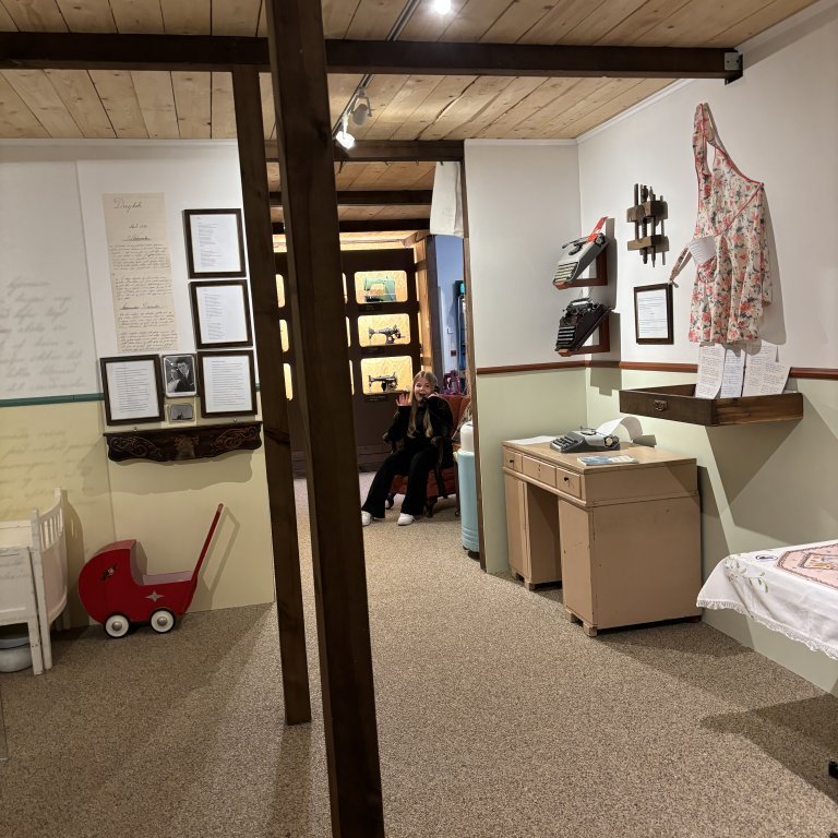 20240529_100728862_ios