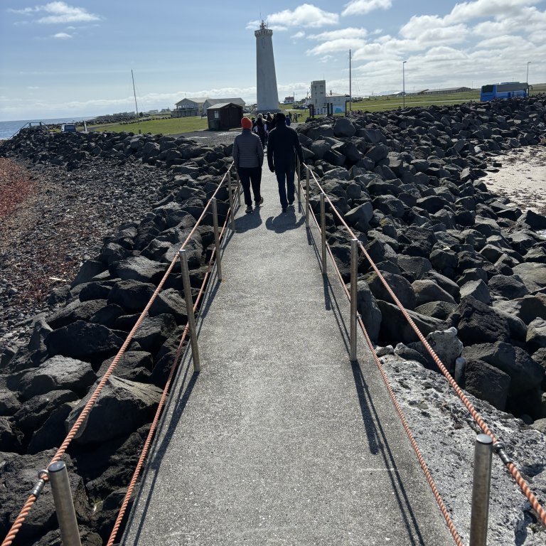 20240529_103719066_ios