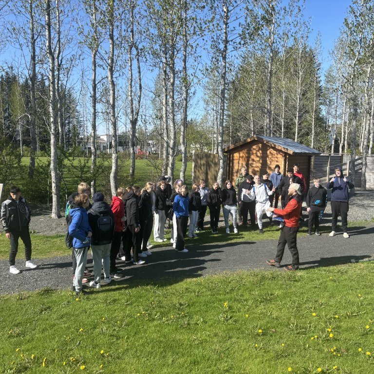 20240529_100301759_ios