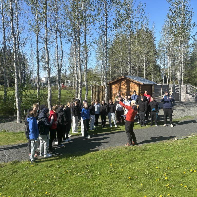 20240529_100303132_ios