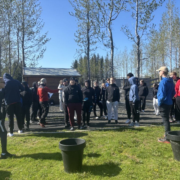 20240529_100558107_ios